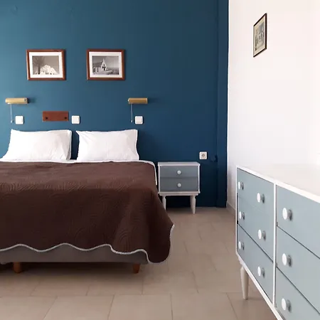 Aegeeis Lägenhetshotell 4*