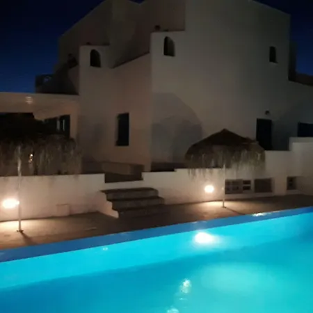 Aegeeis 4* Perissa (Santorini)