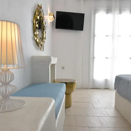 Aegeeis Lägenhetshotell 4*