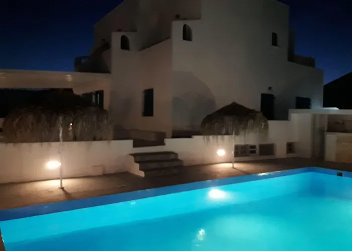 Aegeeis 4* Perissa (Santorini)