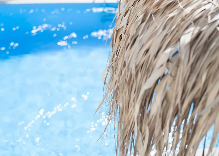 Aparthotel Aegeeis 4*