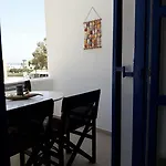 Ξενοδοχείο με διαμερίσματα Aegeeis 4*