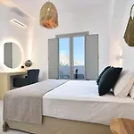 Aegeeis Ξενοδοχείο με διαμερίσματα 4*