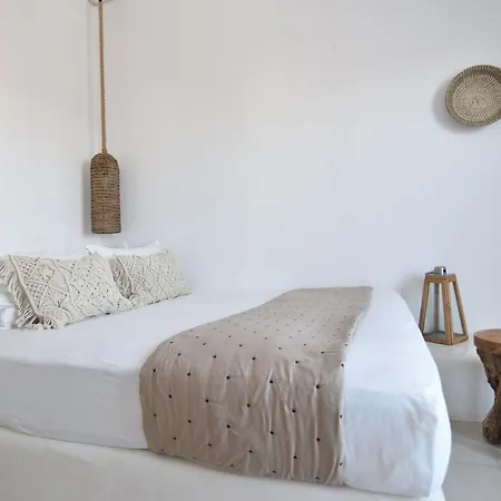 Aegeeis Hotel Perissa (Santorini)