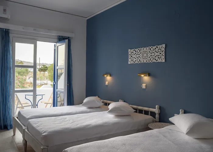 Aegeeis 4* Perissa (Santorini)