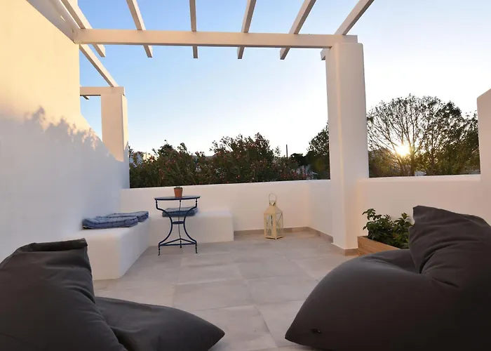 Aegeeis Apart-hotel 4*