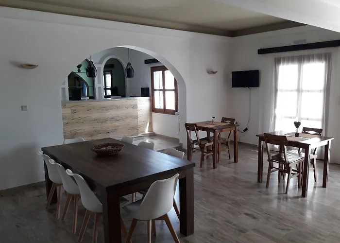 Aegeeis Aparthotel 4*