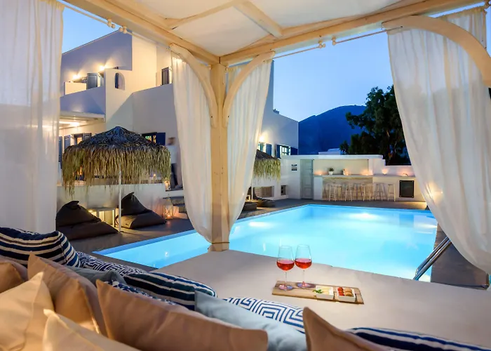 Aegeeis Perissa (Santorini)